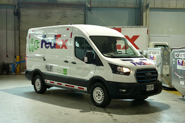 Ford se incorpora a la flota de FedEx Colombia con 14 E-Transit 100% eléctricas