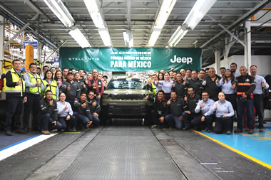 Stellantis México inicia producción del Jeep Cherokee Híbrido en Toluca
