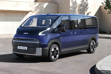 Kia presenta la PV7, su nueva van eléctrica para carga y transporte de pasajeros