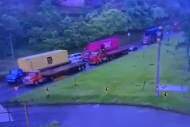 Tragedia en la vía al mar: ¿Por qué la ruta Buga-Buenaventura no deja de cobrar vidas?