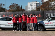 Los jugadores del Barcelona probaron el Audi Q3 en circuito todo terreno 