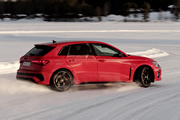 El nuevo Audi RS 3 muestra su destreza en nieve gracias a la tracción quattro 