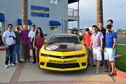 Primeros cinco compradores del Chevrolet Camaro ZL1 en Colombia disfrutaron de emocionante curso de conducción en Estados Unidos 
