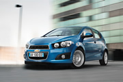 El Chevrolet Cruze Eco y el Sonic fueron elegidos como los mejores autos familiares
 