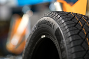 Continental fortalece su presencia en Colombia con llantas de alta tecnología para carros