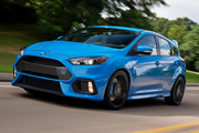 Ford innova en el Focus RS con el primer freno de mano electrónico especial para hacer derrapes 