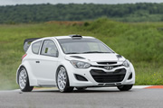 Hyundai realizó las primeras pruebas de su i20 WRC en mira del Campeonato de Rally 2014
 