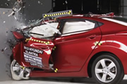 El Hyundai i35 reconocido como uno de los vehículos más seguros de su segmento por el IIHS
 