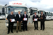 Autocom con su marca JAC recibe la certificación Cummins
 