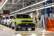 Jeep inició la producción del nuevo Compass en la planta de Stellantis en Melfi, Italia