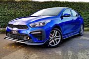 VIDEO-FOTOS: Kia Colombia presentó oficialmente la nueva variante Cerato Vivro Sport 