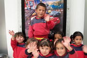 Los niños de la Fundación San Mauricio asistieron a una función de cine invitados por Kia 