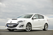 El exitoso Mazda 3 celebra sus 10 años en el mercado automotor mundial
 