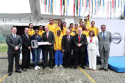 VIDEO-FOTOS: Nissan entregó vehículos a los deportistas del Comité Olímpico Colombiano que competirán en Río 2016
 