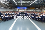 Stellantis celebra la producción de 3 millones de unidades en su planta El Palomar en Argentina