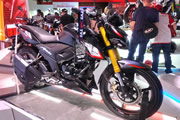 Lanzamiento: Las nuevas TVS Apache RTR 160 y 200 FI 4V ABS revolucionan la Feria de las 2 Ruedas con tecnología de punta