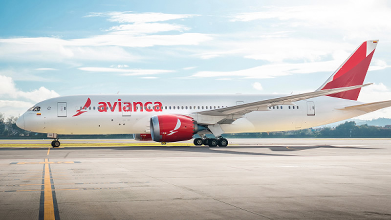 Avianca anuncia cambios en su servicio a bordo: Vuelven los snacks y bebidas gratis en vuelos de larga duración