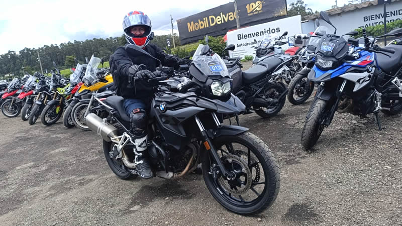 Prueba de manejo: BMW F 800 GS Triple Black, ¿lobo con piel de oveja?