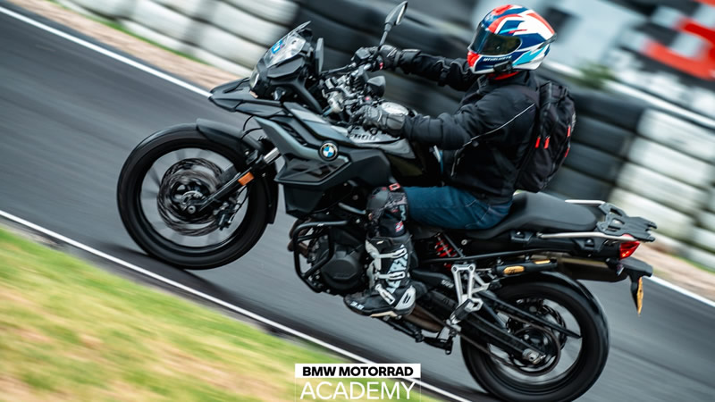 Técnicas de manejo On-Road y Off-Road: Mi experiencia en el BMW Motorrad Academy