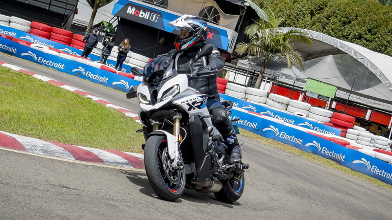 Llega el BMW Motorrad Academy Festival 2026, el curso para que motociclistas perfeccionen las técnicas de manejo