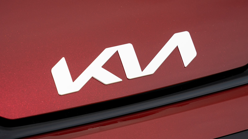 Kia Colombia continúa su crecimiento cerrando septiembre como líder del sector automotor