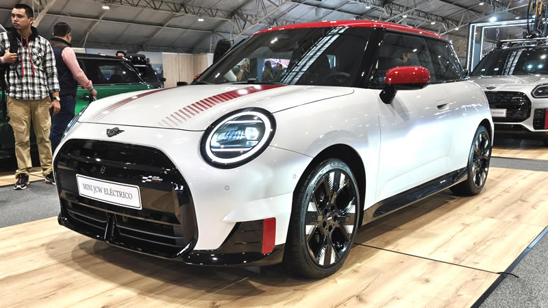MINI deslumbra con el nuevo John Cooper Works E y fortalece su portafolio eléctrico