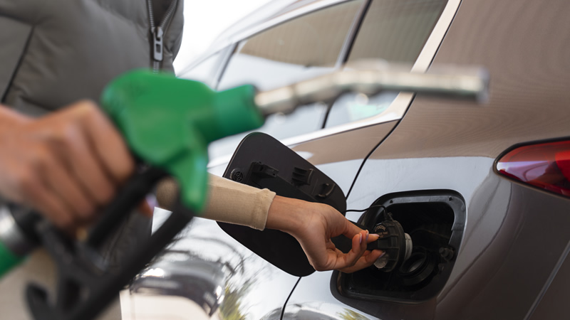 Gasolina Premium: ¿Realmente le da más potencia a tu auto o solo te hace gastar de más?