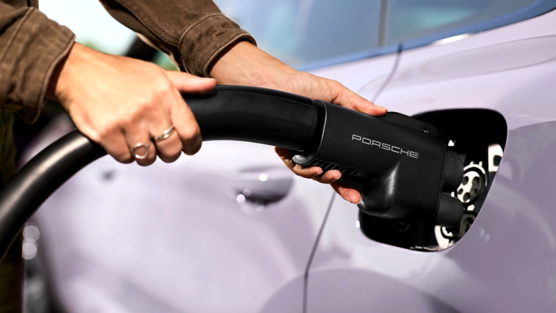 Porsche amplía la recarga eléctrica al integrar 88 Supercargadores Tesla en México