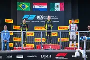 Duerksen logra doble victoria en Monza en F2 con top 3 latinoamericano y de Escudería Telmex Telcel