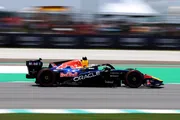 Verstappen toma el mando en el regreso de Sepang a la F1 - Reporte Pruebas Libres 1 - GP de Bahrein