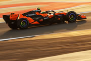 Norris marcó el mejor tiempo en el primer día de los tests en Bahrein