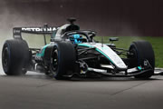Mercedes presenta su nuevo W17 y realiza de inmediato el shakedown en Silverstone