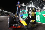 Russell gana y Verstappen se lleva el tetracampeonato mundial de F1 - Reporte Carrera - GP de Las Vegas