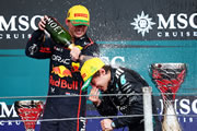 Verstappen protagonizó una remontada épica en Interlagos y elogió a Kimi Antonelli