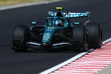 Renace la esperanza de Alonso y Stroll con el renovado Aston Martin AMR26
