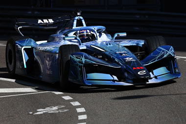 Coulthard prueba el nuevo GEN4 de FIA Fórmula E en Mónaco y queda totalmente alucinado