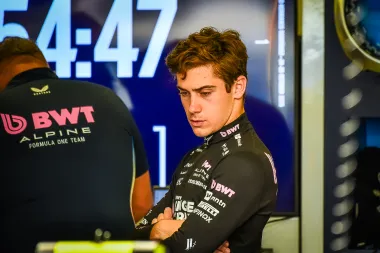 Colapinto recibirá penalización en Sepang tras colisión con Gasly y Norris en Baku