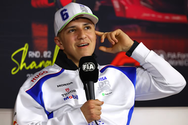 Hadjar quiere dejar atrás su fallido debut en F1 en Melbourne y mira con optimismo el GP de China
