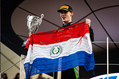 Joshua Duerksen se unirá a Hitech en la temporada 2027 de FIA Fórmula 2