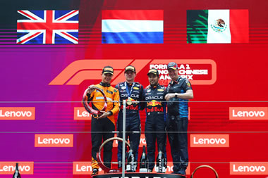 Verstappen gana cómodamente. Norris y Pérez completan el podio - Reporte Carrera - GP de China