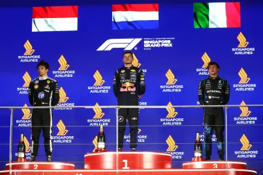 Max Verstappen se impone por primera vez en el Marina Bay - Reporte Carrera - GP de Singapur