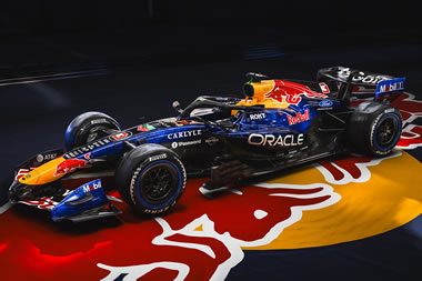 Red Bull marca el rumbo hacia 2026: devela su unidad de potencia y un livery inspirado en sus orígenes