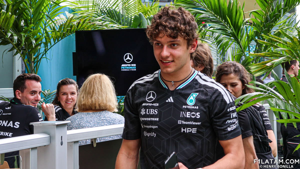 Antonelli conquista Miami y comienza a incomodar a su compañero Russell