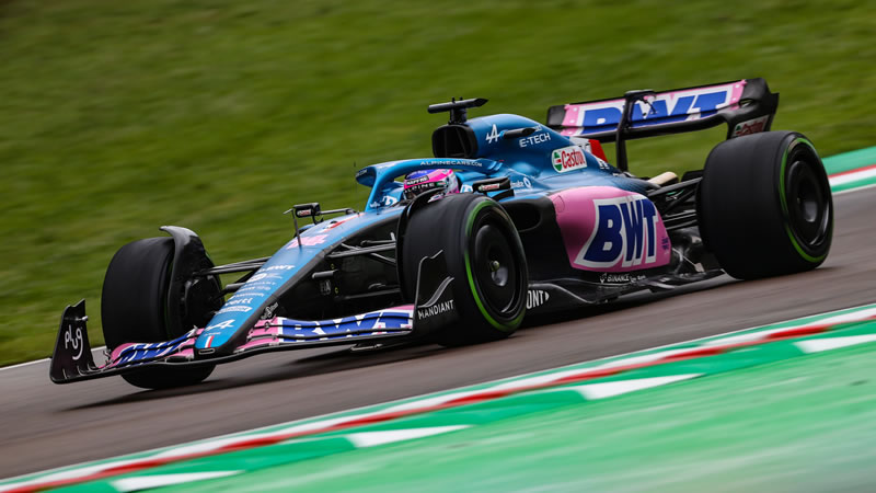 Fernando Alonso lidera en una sesión pasada por agua - Reporte Pruebas Libres 1 - GP de Japón 