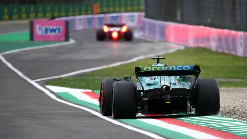 Alonso, Hamilton y Russell rodarán en las primeras pruebas de Pirelli de 2023 en España 