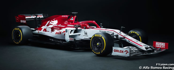 El nuevo Alfa Romeo C39 de Kimi Räikkönen y Antonio Giovinazzi ve la luz