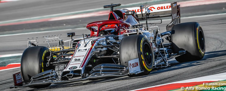 Robert Kubica sigue colocando en alto la bandera de Alfa Romeo - Tests en Barcelona - Día 4