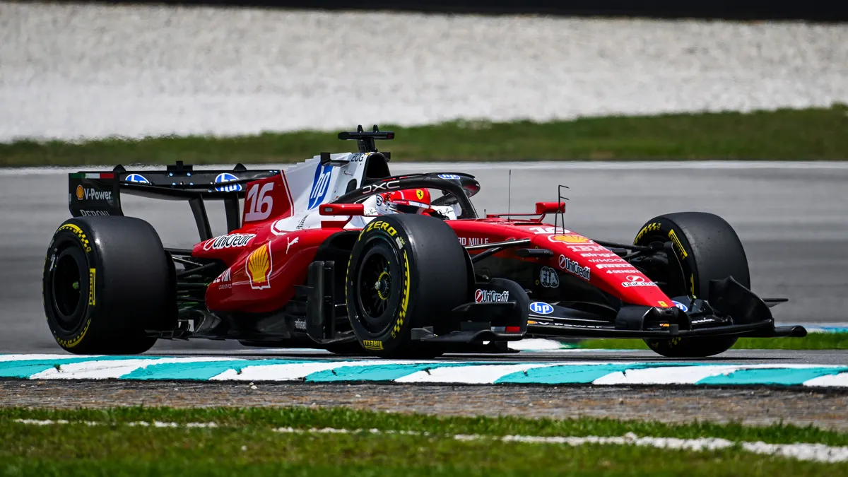 Leclerc adelante bajo la amenaza de lluvia en Sepang - Reporte Pruebas Libres 2 - GP de Bahrein en Malasia