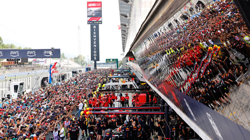 Intensa actividad de pilotos y aficionados durante el primer día en el Circuit de Barcelona-Catalunya