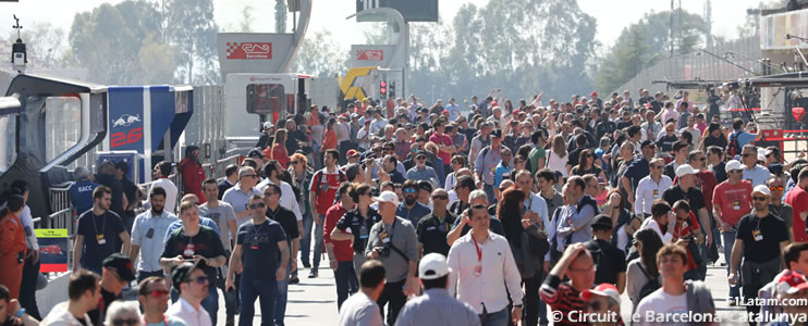 La F1 enciende los motores en el Circuit de Barcelona-Catalunya con Pit Walk y exhibición de karting